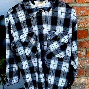 Black and White plaid shirt button up